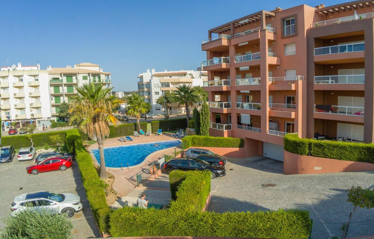 B02 - Fantastic Apartment With Pool بورتيماو المظهر الخارجي الصورة